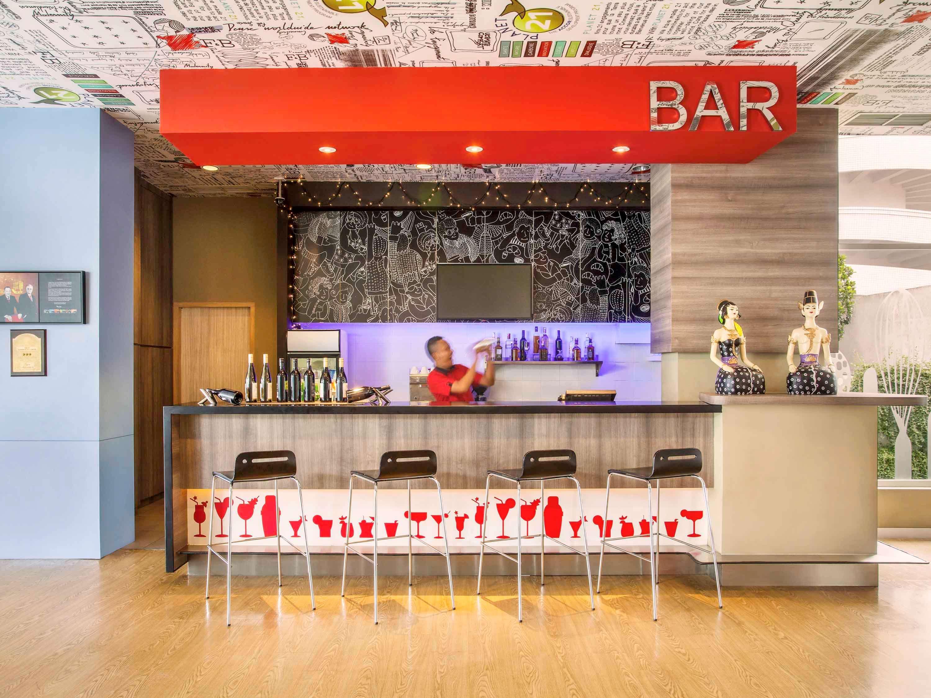 Ibis Surabaya City Center Екстер'єр фото
