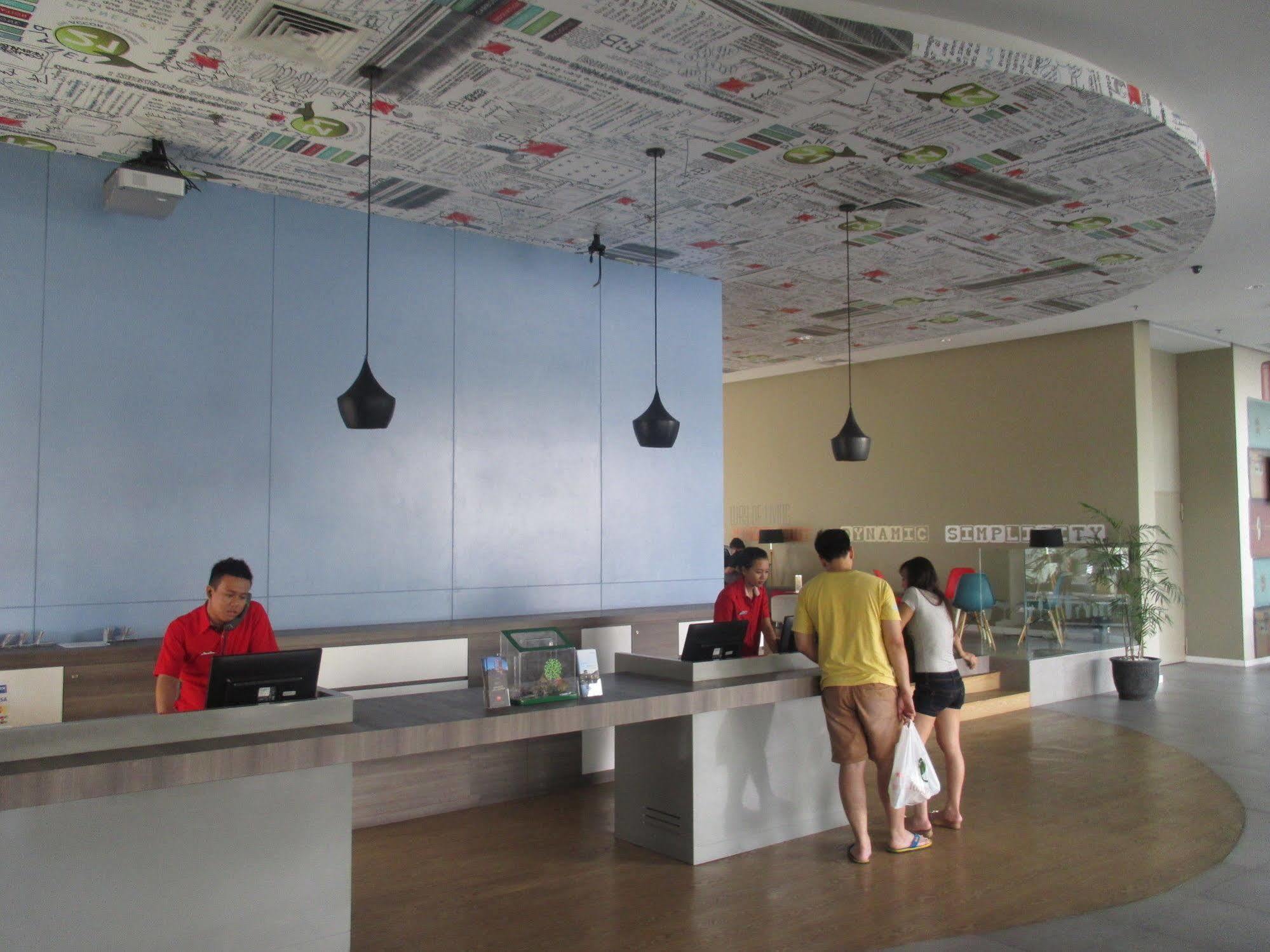 Ibis Surabaya City Center Екстер'єр фото